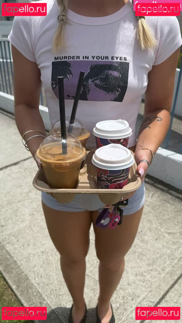 Chelsea Pearce / chelseampearce / whitegirlfiles Onlyfans Photo Gallery 