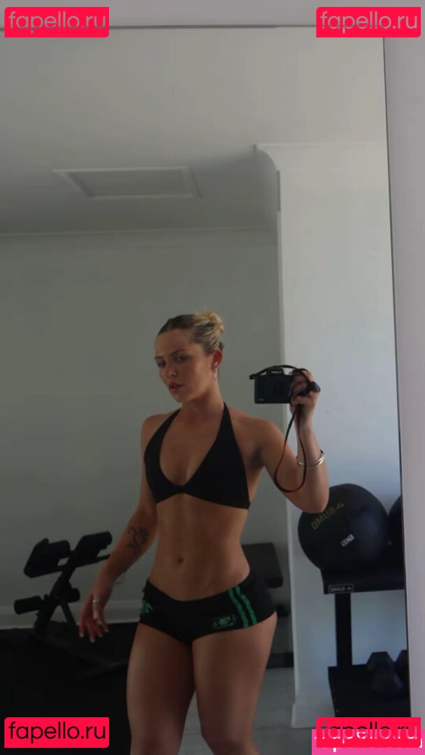 Chelsea Pearce / chelseampearce / whitegirlfiles Onlyfans Photo Gallery 