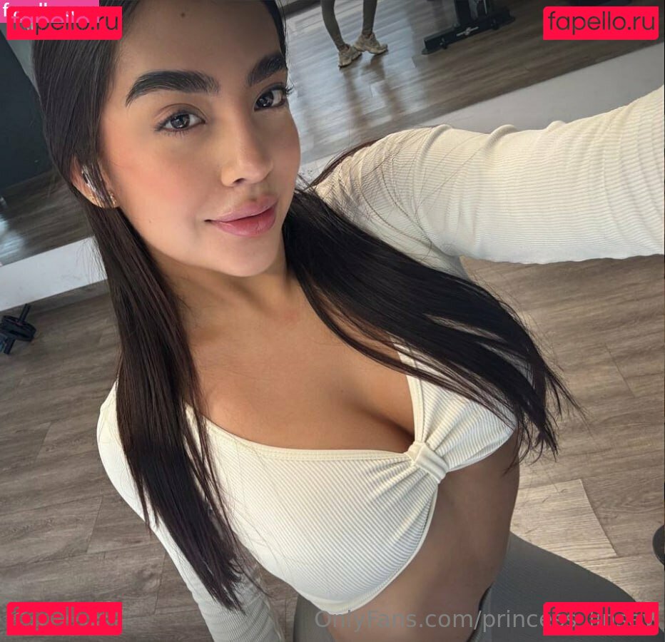 princess_lindsay / princess_linsey Onlyfans Photo Gallery 