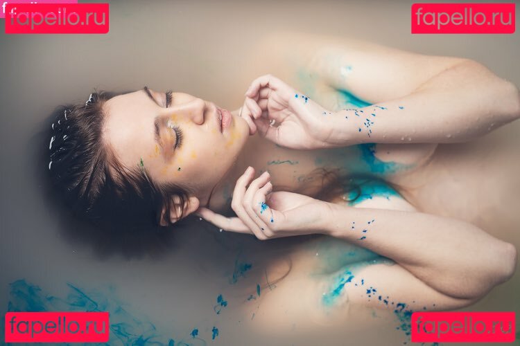 CrystAAHHL / ocrystaahhl Onlyfans Photo Gallery 