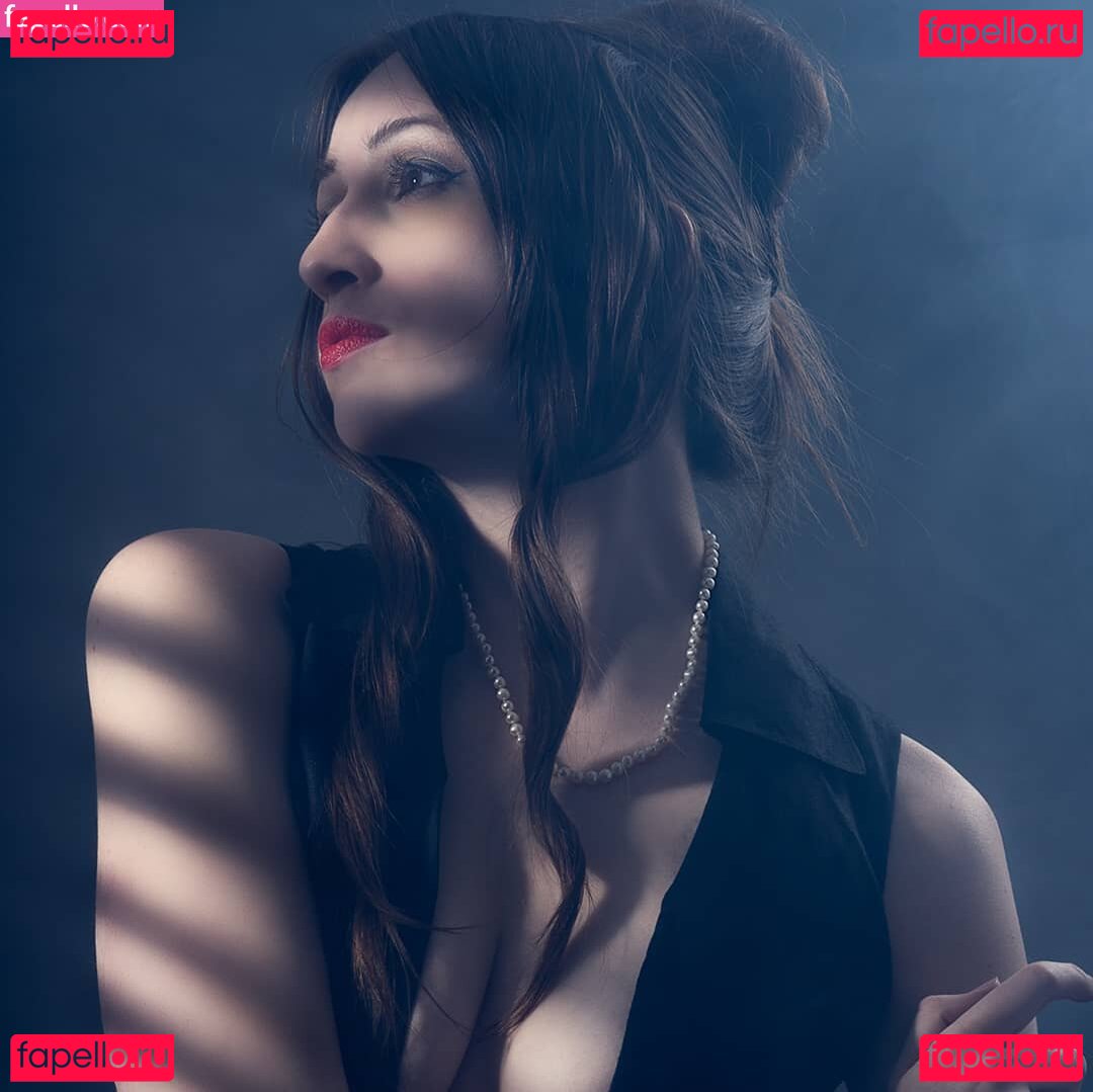 CrystAAHHL / ocrystaahhl Onlyfans Photo Gallery 