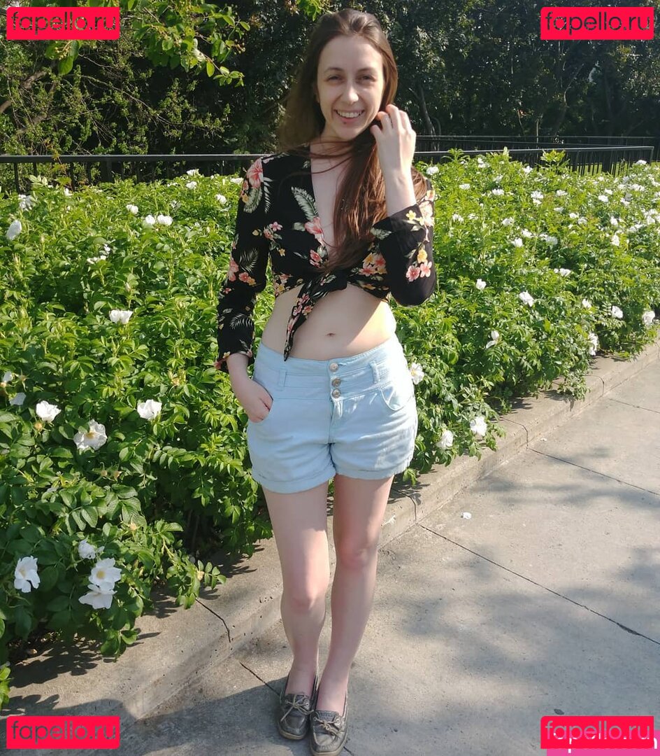 CrystAAHHL / ocrystaahhl Onlyfans Photo Gallery 