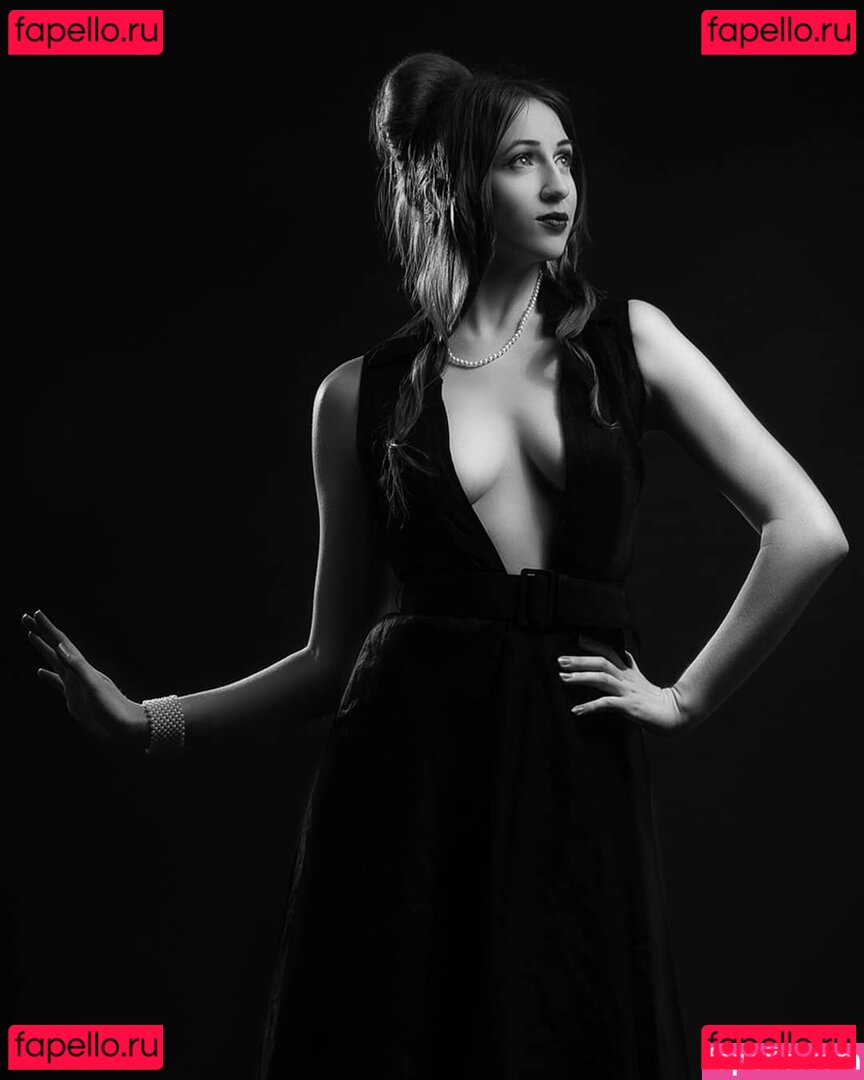 CrystAAHHL / ocrystaahhl Onlyfans Photo Gallery 