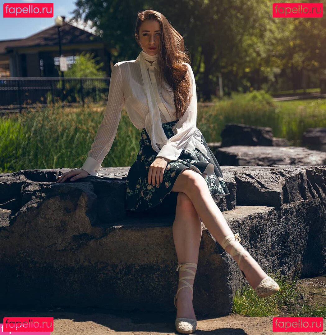 CrystAAHHL / ocrystaahhl Onlyfans Photo Gallery 