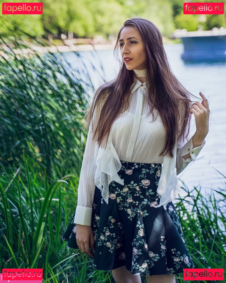 CrystAAHHL / ocrystaahhl Onlyfans Photo Gallery 