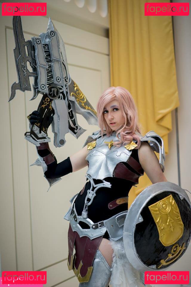 CrystAAHHL / ocrystaahhl Onlyfans Photo Gallery 