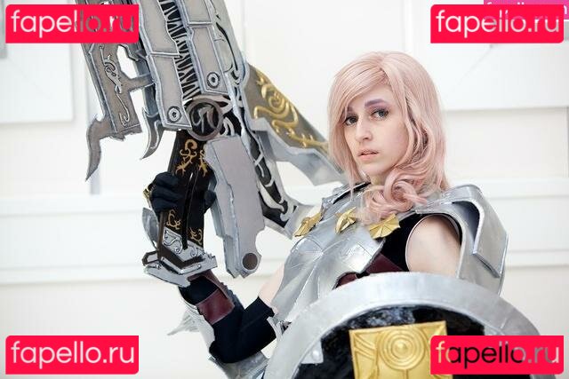 CrystAAHHL / ocrystaahhl Onlyfans Photo Gallery 