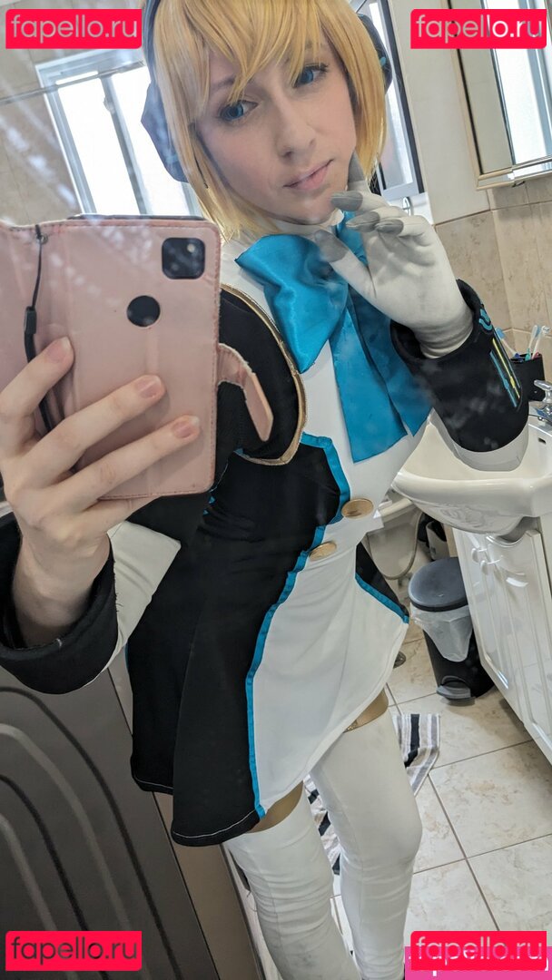 CrystAAHHL / ocrystaahhl Onlyfans Photo Gallery 