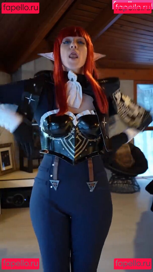 CrystAAHHL / ocrystaahhl Onlyfans Photo Gallery 