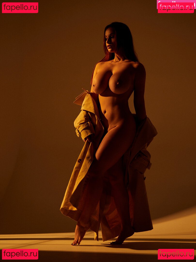 Angelina Love / PetiteKelliLove / angelinaloves3 / my_dear_polly / pollydolll Onlyfans Photo Gallery 