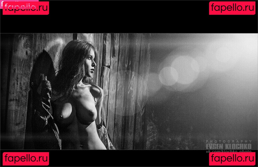 Viki Virgo Nude Onlyfans Photo 36