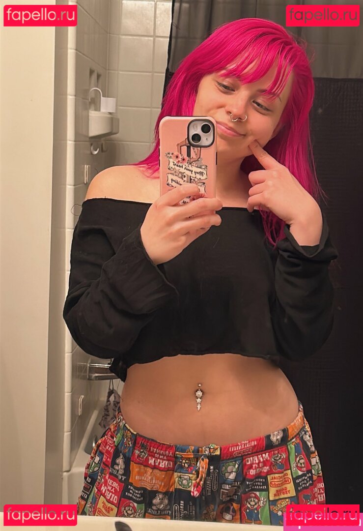 Bloob3rry / Blooberry / blonxegirl20 / bloob3rry_ Onlyfans Photo Gallery 