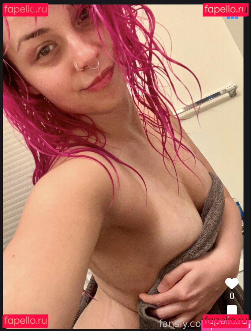 Bloob3rry Nude Onlyfans Photo 12