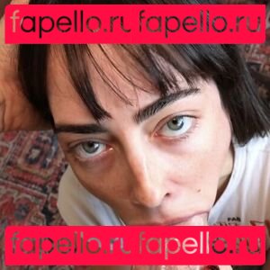 Lily Alcott / yungllamacita Onlyfans Photo Gallery 