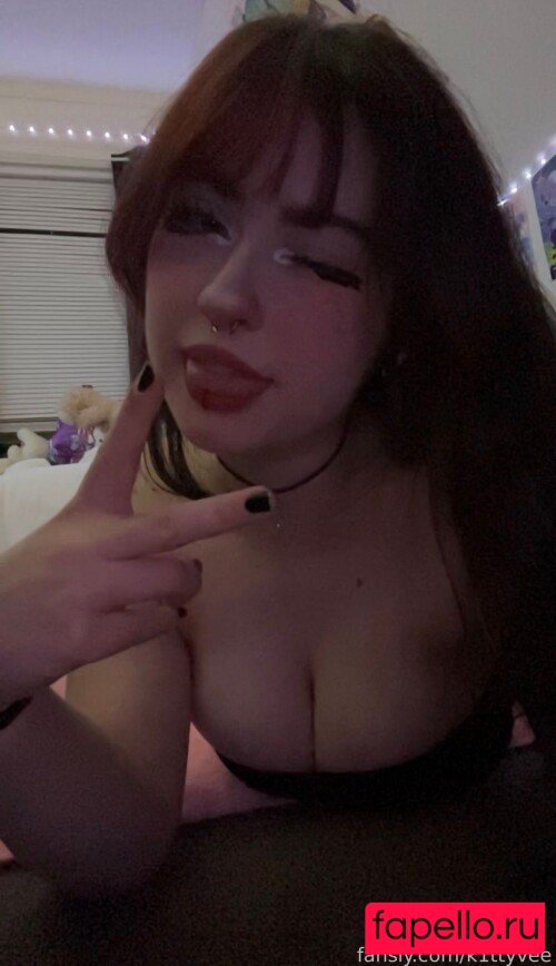 k1ttyvee Nude Onlyfans Photo 32