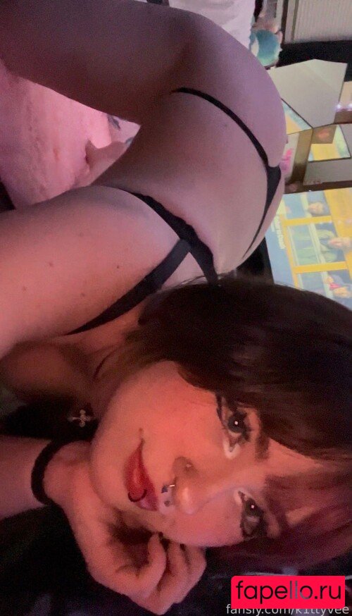 k1ttyvee Nude Onlyfans Photo 16
