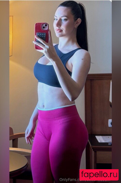 Oceane Dodin Nude Onlyfans Photo 41