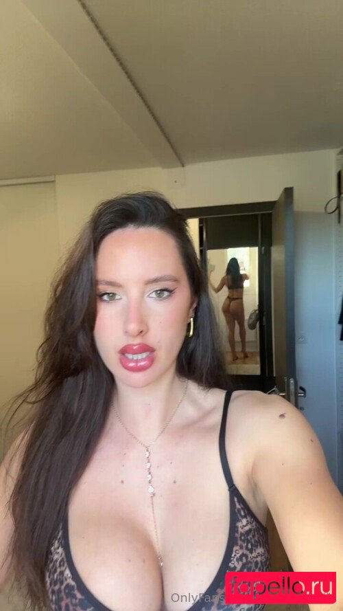 Oceane Dodin Nude Onlyfans Photo 37