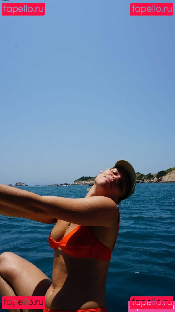 Bruna Linzmeyer / brunalinzmeyer Onlyfans Photo Gallery 