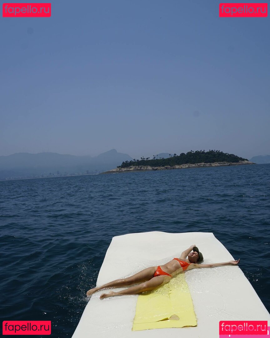 Bruna Linzmeyer / brunalinzmeyer Onlyfans Photo Gallery 