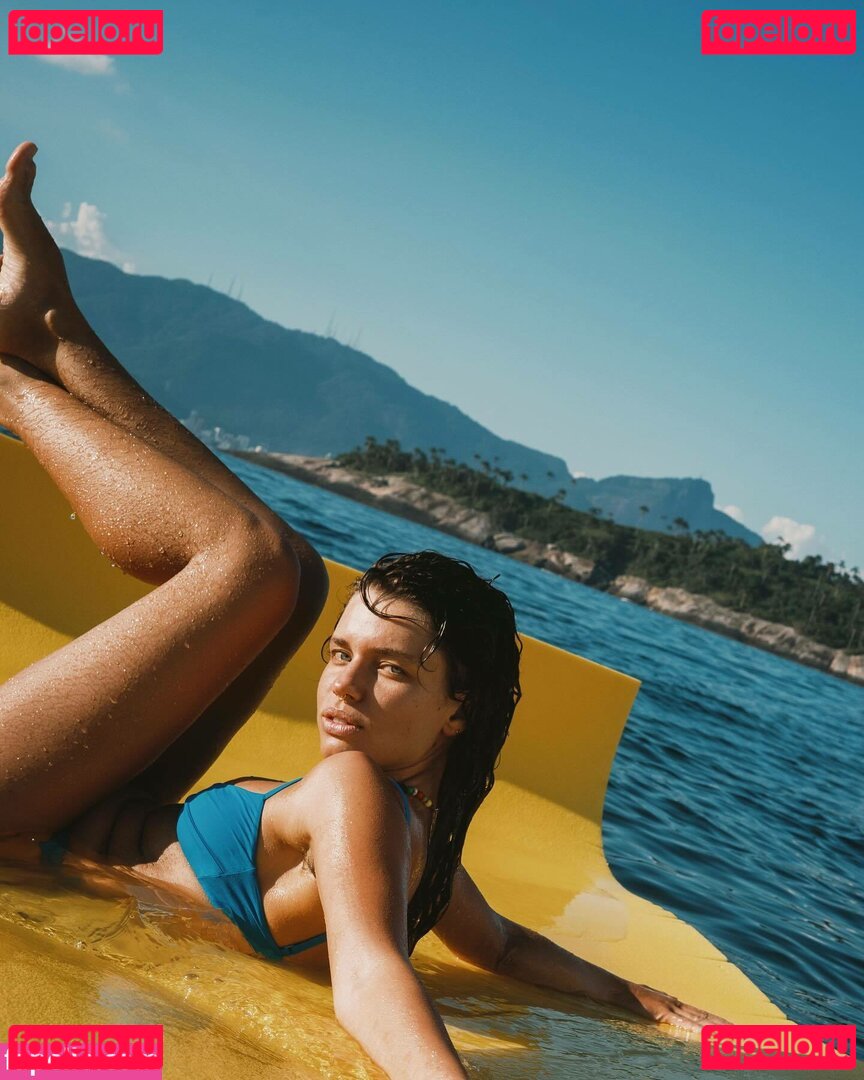 Bruna Linzmeyer / brunalinzmeyer Onlyfans Photo Gallery 