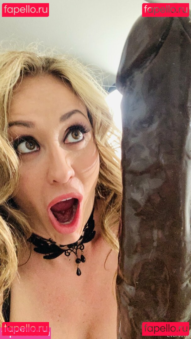 evabnotty / evanotty42 Onlyfans Photo Gallery 