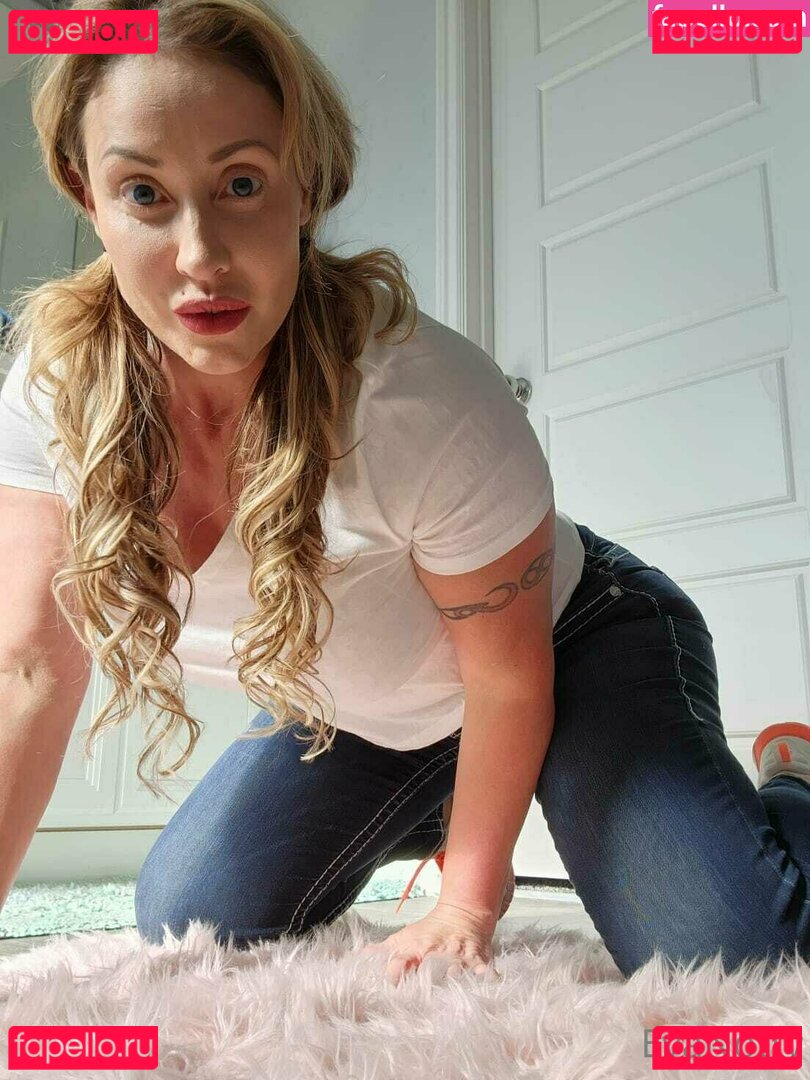 evabnotty / evanotty42 Onlyfans Photo Gallery 