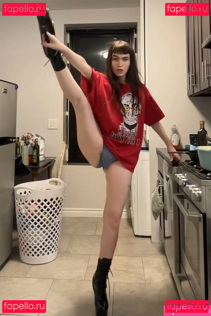 Ivy Wolk Nude Onlyfans Photo 36