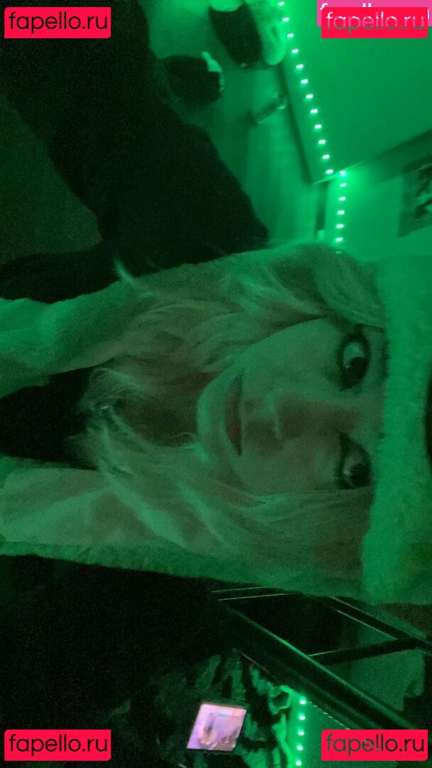 anaamari_ / asonxx / midlested / psyoptrick / pvnks Onlyfans Photo Gallery 