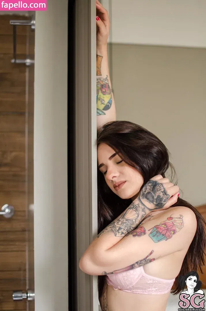 Nathi Suicide Onlyfans Photo Gallery 