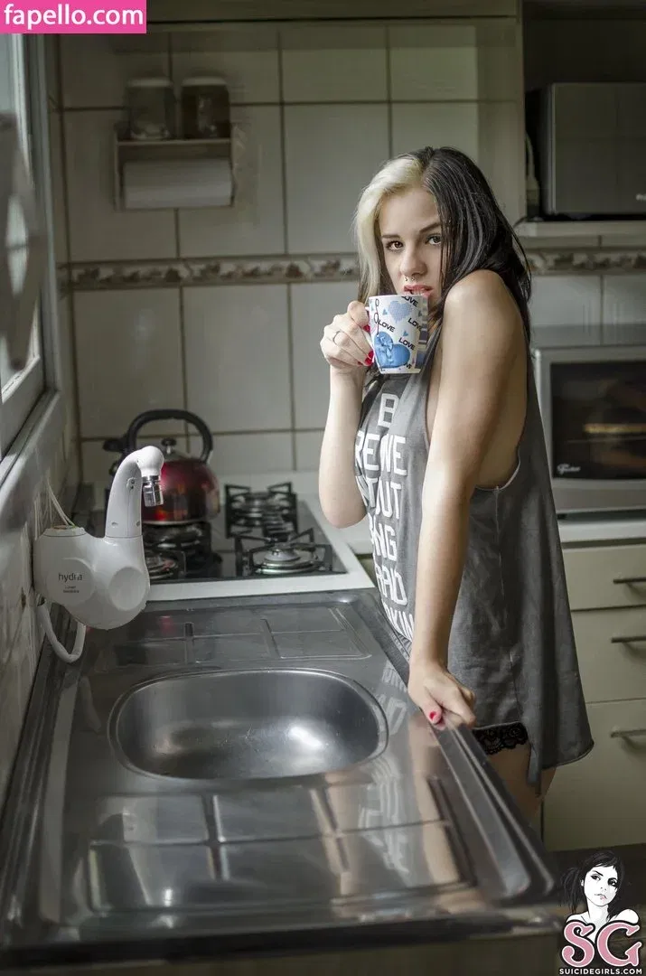 Nathi Suicide Onlyfans Photo Gallery 