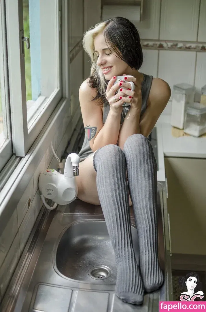 Nathi Suicide Onlyfans Photo Gallery 