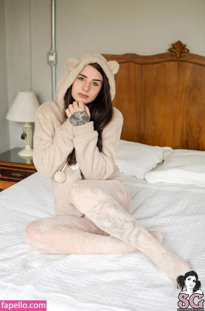 Nathi Suicide Onlyfans Photo Gallery 