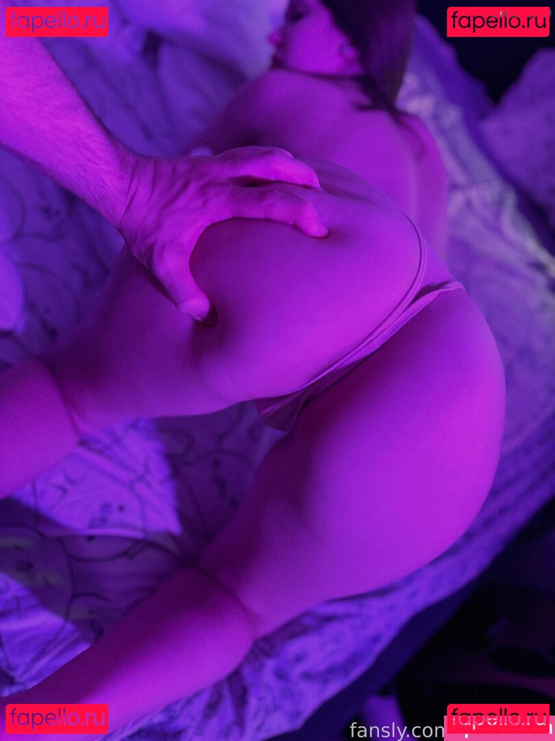 Una Fairy Nude Onlyfans Photo 10