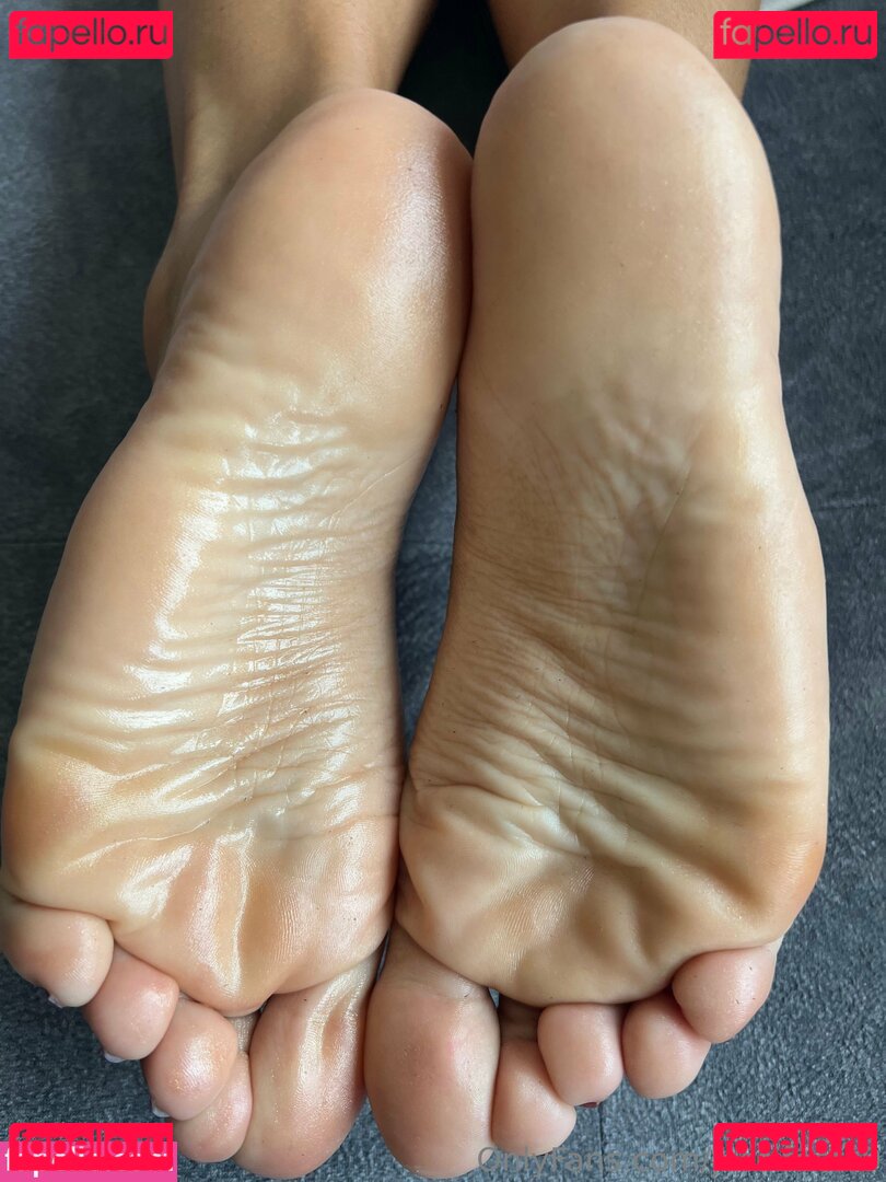 jessicajames9 / jessifeets9 Onlyfans Photo Gallery 