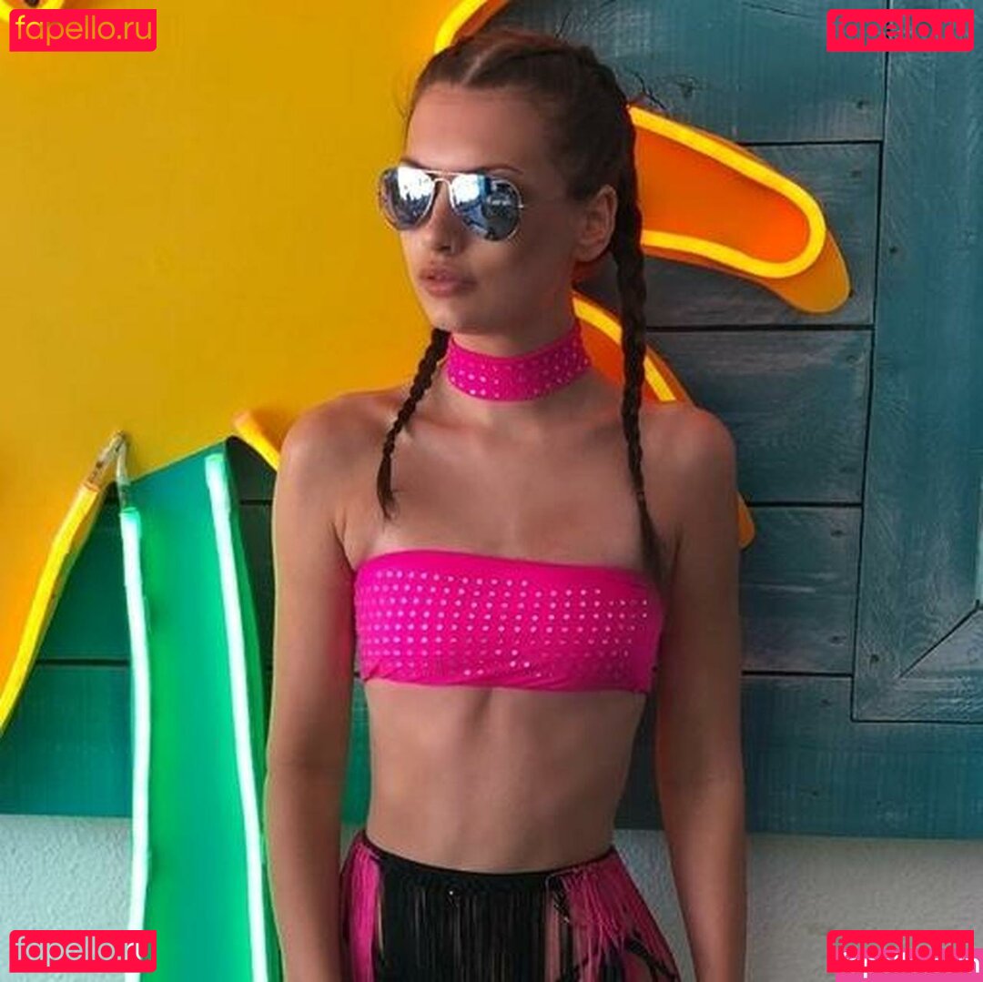 Xavia Brooke Nude Onlyfans Photo 43