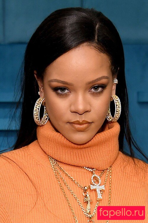 badgalriri Nude Onlyfans Photo 15