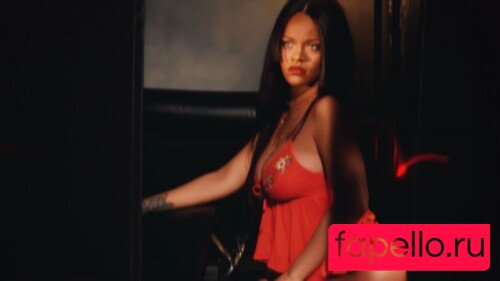 badgalriri Nude Onlyfans Photo 10