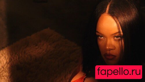 badgalriri Nude Onlyfans Photo 8
