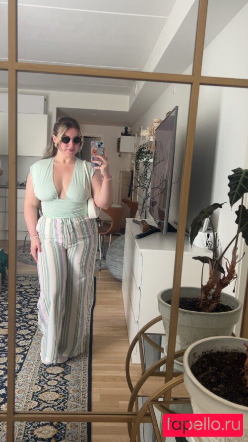 Shannon Ross Nude Onlyfans Photo 3