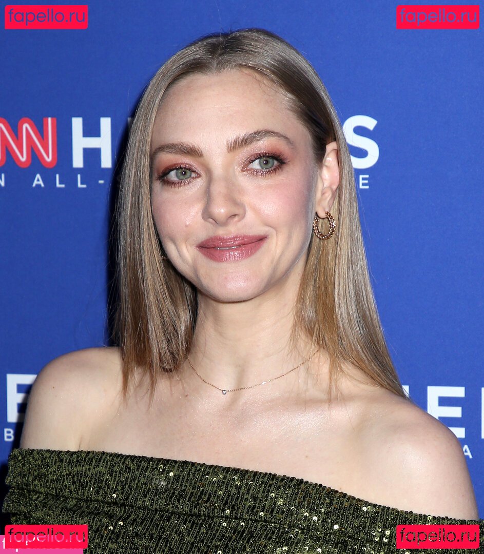 Amanda Seyfried / AmandaSeyfried / mingey Onlyfans Photo Gallery 