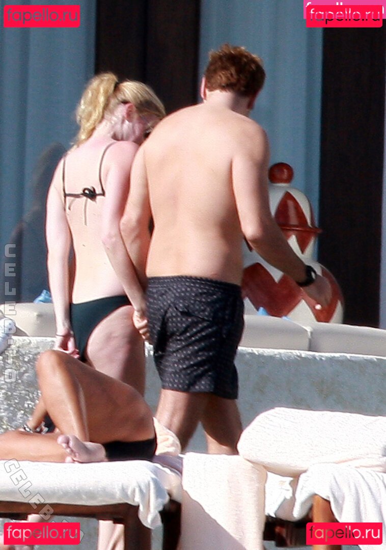 Lara Stone / lara_stone Onlyfans Photo Gallery 