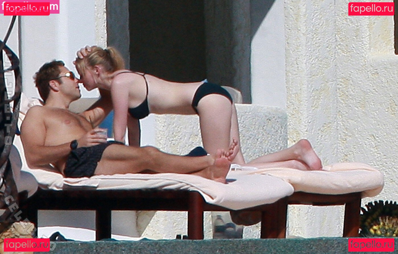 Lara Stone / lara_stone Onlyfans Photo Gallery 