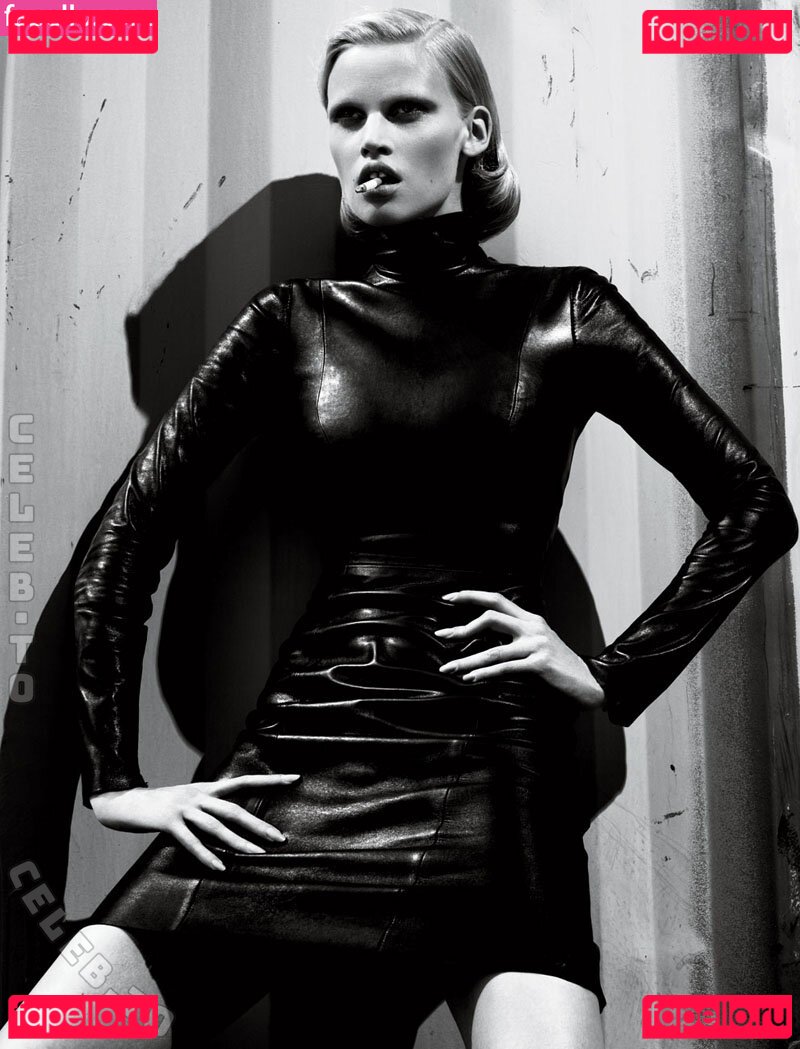 Lara Stone / lara_stone Onlyfans Photo Gallery 