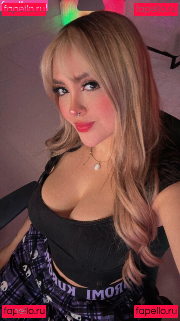 AriGameplays Nude Onlyfans Photo 46