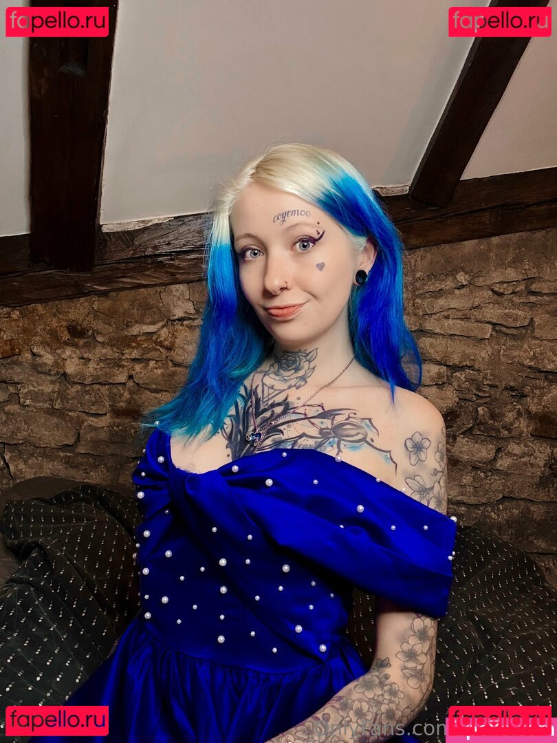 coyemoo Onlyfans Photo Gallery 