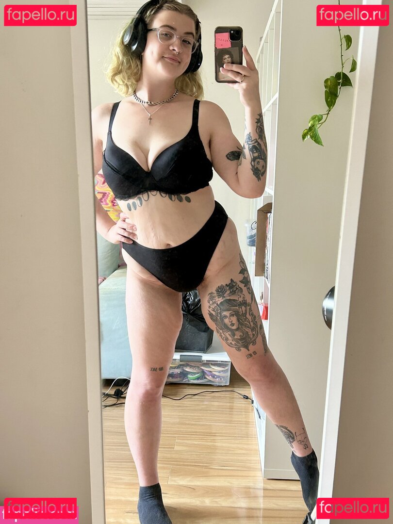 Cherry Goblin / cherry.goblin / xxxsexgoblin Onlyfans Photo Gallery 