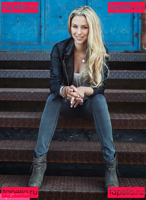 Vivien Wulf / vivienwulf Onlyfans Photo Gallery 