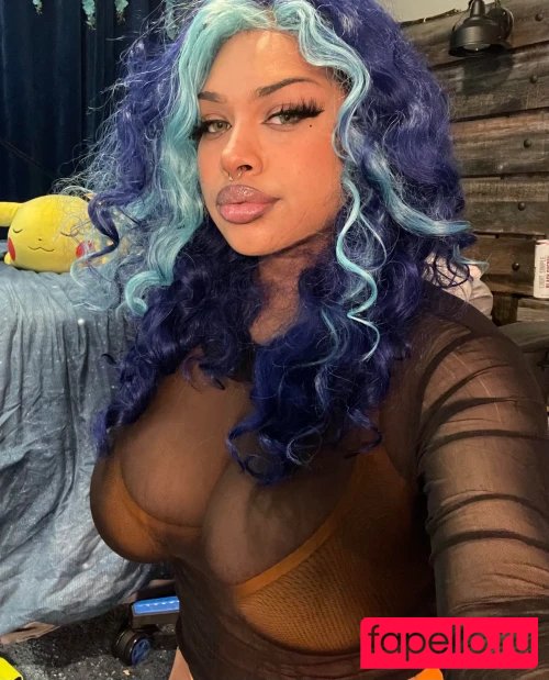 Lia Bluemoon Nude Onlyfans Photo 37