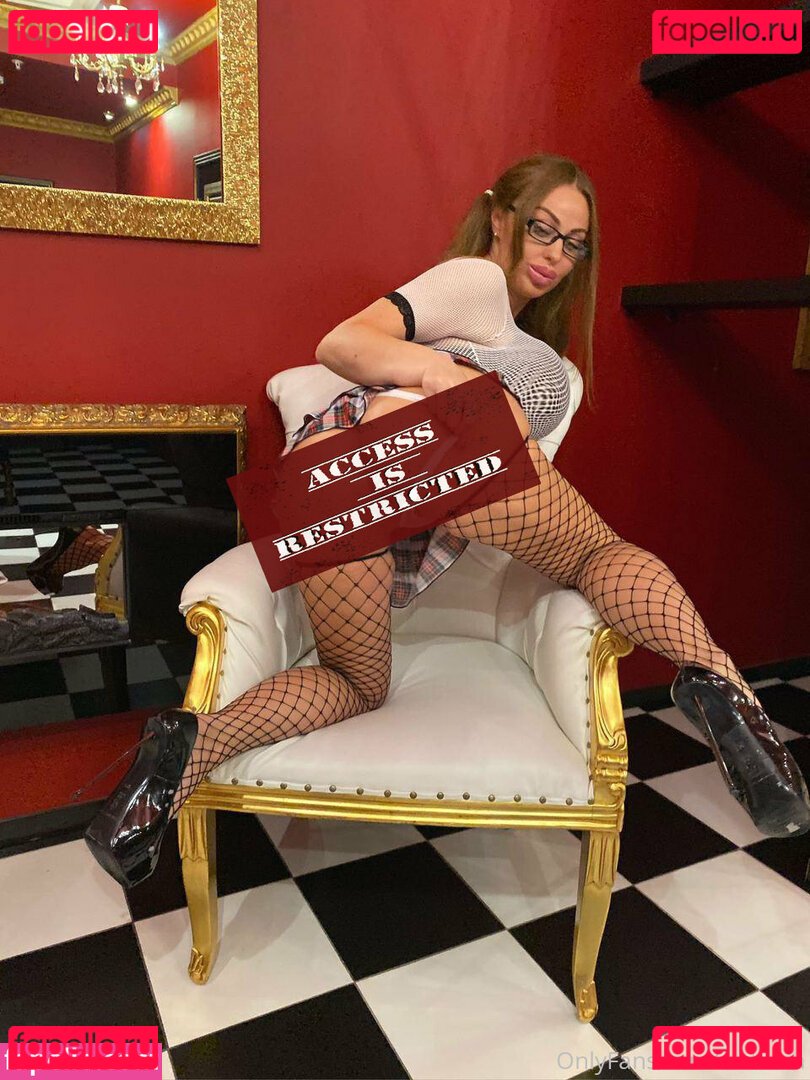 Tanya Fogelman / arttania / arttania2021 / https: Onlyfans Photo Gallery 